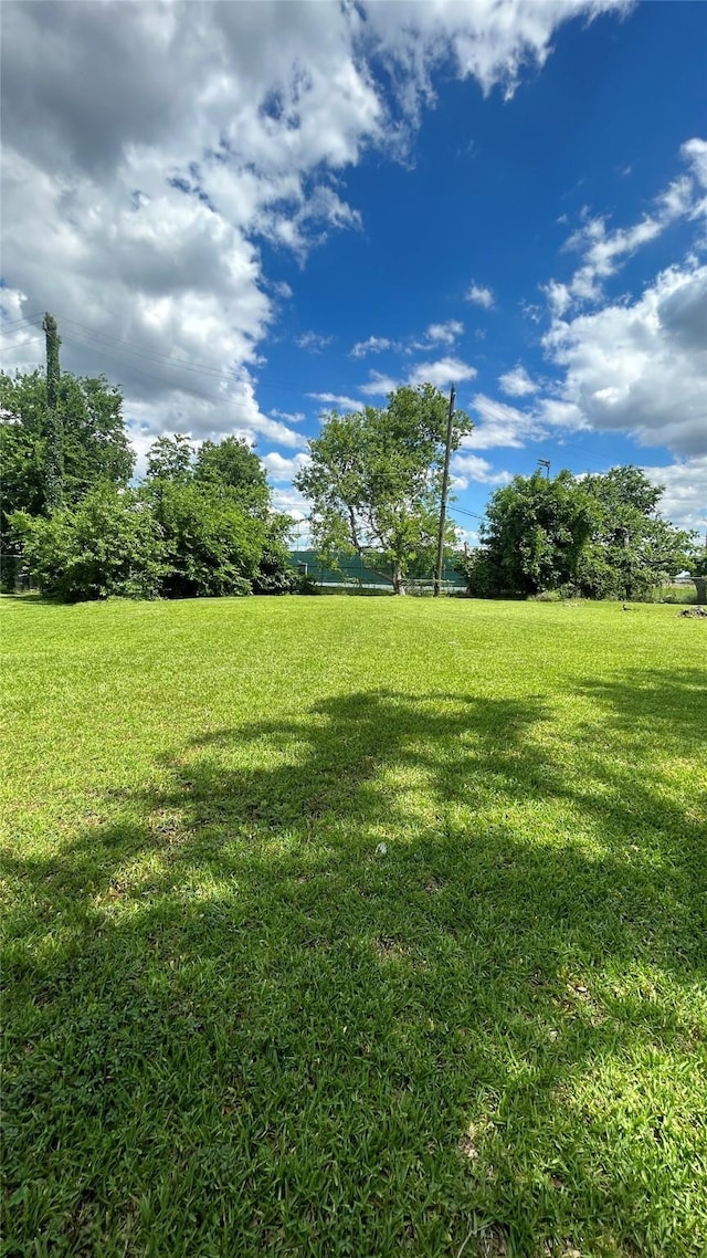8700 Valley View Ln, Houston, TX 77074
