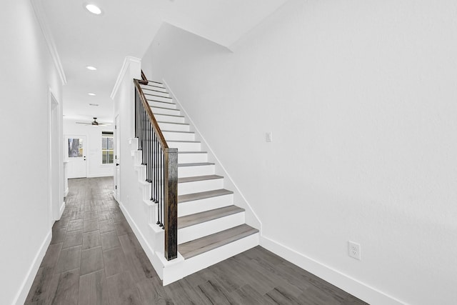 116 York St, South Houston, TX 77587 - stairway featuring baseboards, ceiling fan, wood finished floors, recessed lighting, and crown molding