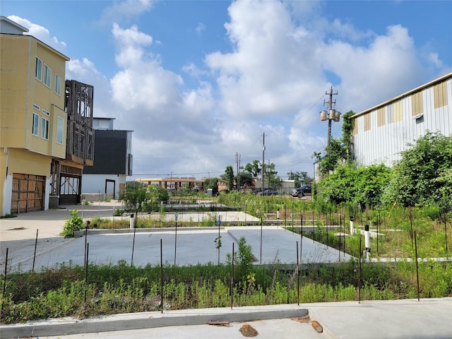 304 W Hamilton St, Houston, TX 77076