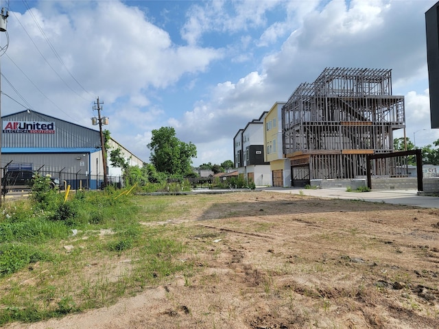 304 W Hamilton St, Houston, TX 77076