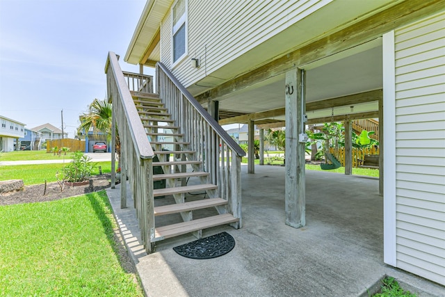 4030 Fort Bend Dr, Galveston, TX 77554 - view of stairway
