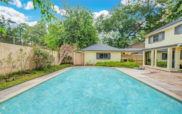 5211 Olympia Fields Ln, Houston, TX 77069 - view of swimming pool with a fenced backyard and a patio