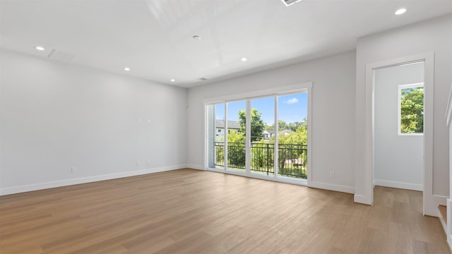 3605 Mount Pleasant St, Houston, TX 77021 - unfurnished room featuring plenty of natural light, light wood-style floors, recessed lighting, and baseboards