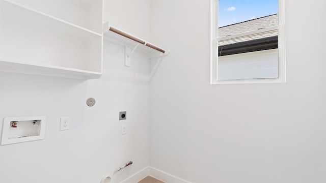 3605 Mount Pleasant St, Houston, TX 77021 - laundry room featuring hookup for a gas dryer, hookup for a washing machine, hookup for an electric dryer, and baseboards