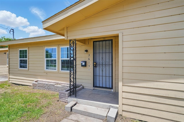 3615 Seabrook St, Houston, TX 77021 - view of property entrance