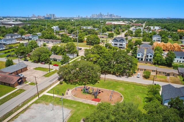 3615 Seabrook St, Houston, TX 77021 - drone / aerial view of a skyline view and a recreational park