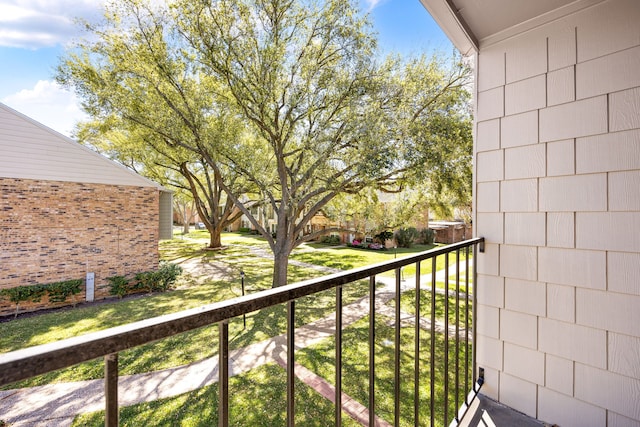 10328 Longmont Dr Unit 47/1, Houston, TX 77042 - view of balcony