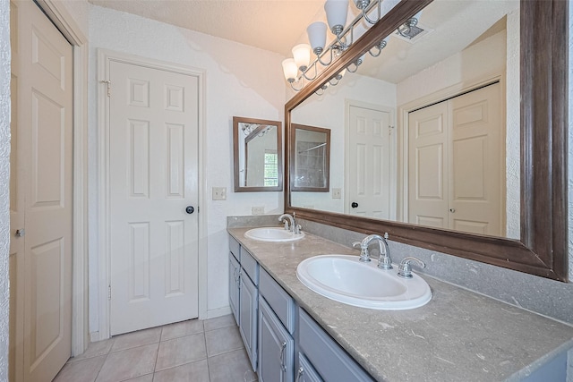 3614 Bee Bayou Ln, Sugar Land, TX 77479 - full bath featuring tile patterned floors and double vanity