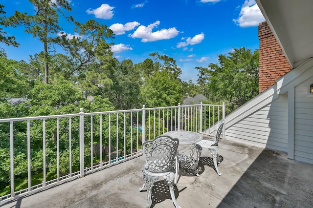 11774 Quail Creek Dr, Houston, TX 77070 - view of balcony