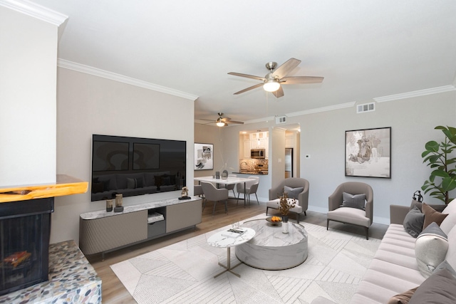 4001 Nasa Pkwy Unit 309, El Lago, TX 77586 - photo 2