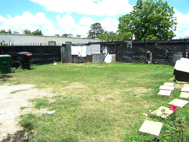 2520 E Crosstimbers St, Houston, TX 77093 - photo 21