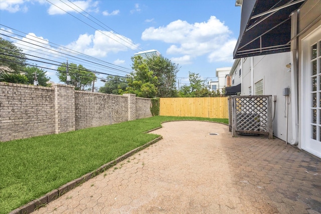 3007 Sackett St, Houston, TX 77098 - view of yard with a patio
