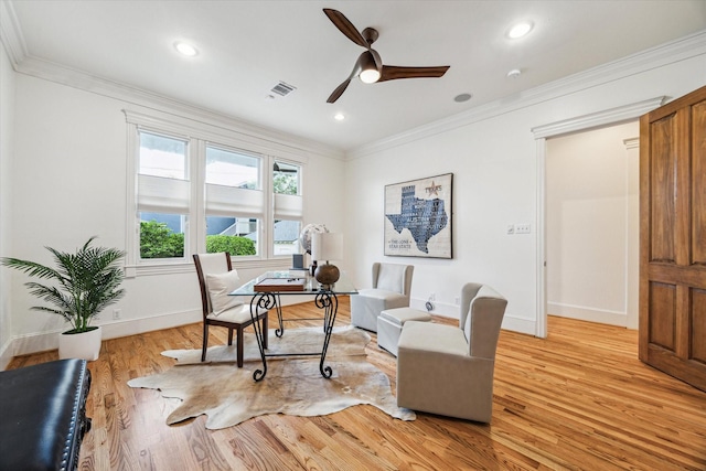 1010 Cortlandt St, Houston, TX 77008 - office space featuring light wood-type flooring, a ceiling fan, baseboards, crown molding, and recessed lighting