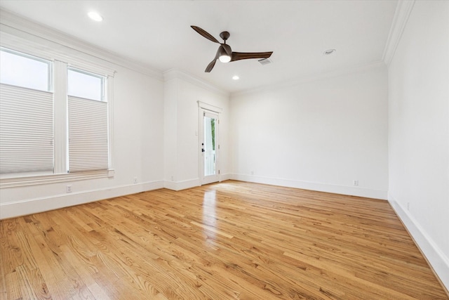 1010 Cortlandt St, Houston, TX 77008 - empty room featuring crown molding, ceiling fan, baseboards, light wood-type flooring, and recessed lighting