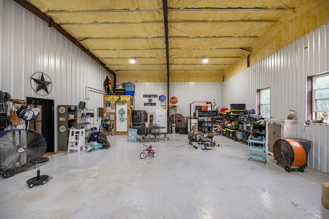 4439 W Bayshore Rd, Anahuac, TX 77514 - view of garage