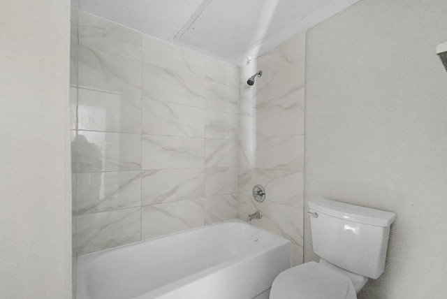 10101 S Gessner Rd Unit 811, Houston, TX 77071 - full bath featuring toilet and tub / shower combination