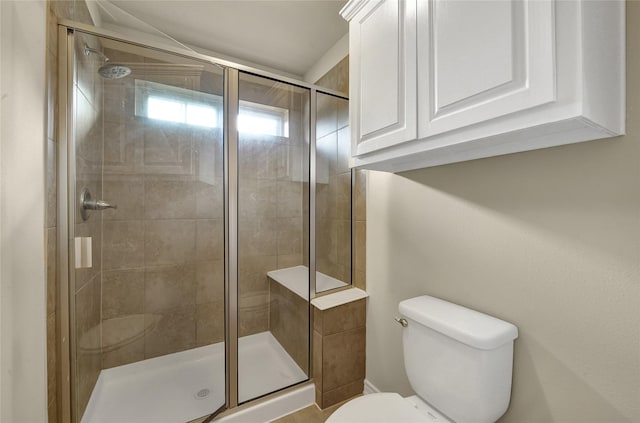 2108 Asbury Ct, Pearland, TX 77581 - full bath featuring toilet and a shower stall