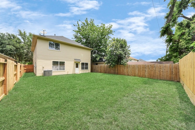 5043 Canyon Blanco Dr, Houston, TX 77045 - rear view of property with central AC