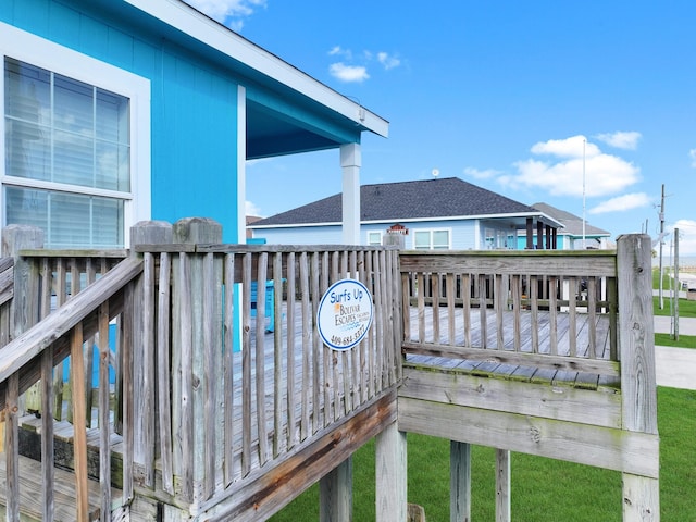 936 Surf Rd, Crystal Beach, TX 77650 - view of deck