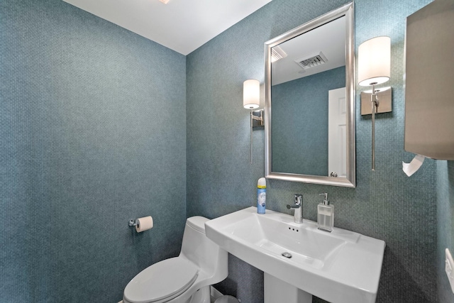 651 Bering Dr Unit 1406, Houston, TX 77057 - bathroom with toilet and a sink