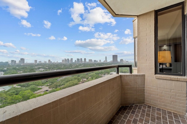 651 Bering Dr Unit 1406, Houston, TX 77057 - balcony with a view of skyline