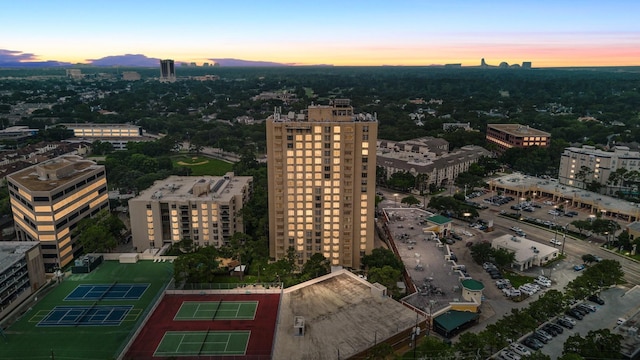 651 Bering Dr Unit 1406, Houston, TX 77057 - aerial view at dusk of a view of city