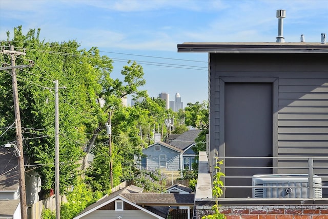 1004 Enid St Unit B, Houston, TX 77009 - exterior view of central air condition unit