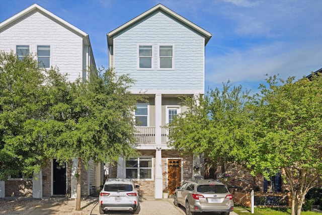 1004 Enid St Unit B, Houston, TX 77009 - view of front of property with a balcony