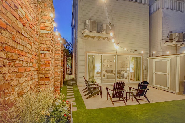 1004 Enid St Unit B, Houston, TX 77009 - view of patio / terrace