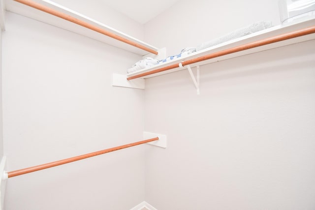 18143 Bal Harbour Dr, Houston, TX 77058 - view of walk in closet