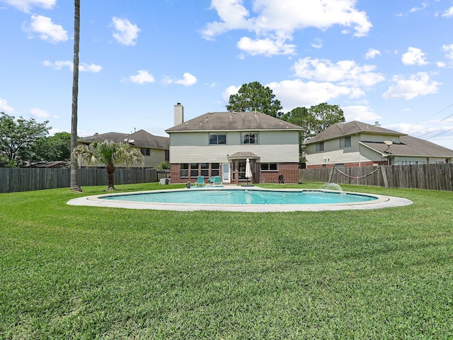 view of swimming pool