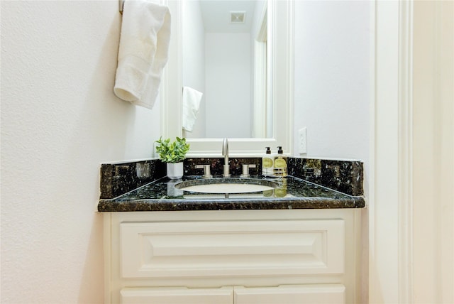 3331 Bingham Manor Ln, Houston, TX 77056 - bathroom featuring vanity