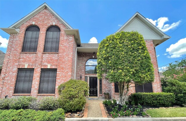 1265 Ridgewood Pl, Houston, TX 77055 - view of front of property with brick siding