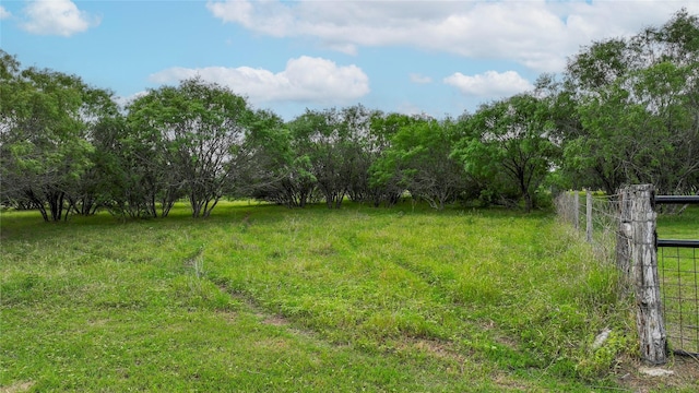10 Patriot Cir NW, Luling, TX 78648