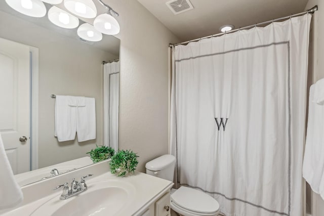 15730 Hunters Lake Way, Houston, TX 77044 - full bath featuring vanity and toilet