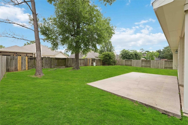 13614 Heath Spring Ct, Houston, TX 77044 - view of yard featuring a patio area