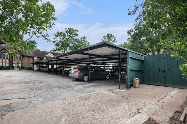 8245 Kingsbrook Rd Unit 139, Houston, TX 77024 - view of covered parking lot