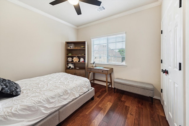 14402 Basalt Ln, Houston, TX 77077 - bedroom featuring wood finished floors, crown molding, a ceiling fan, and baseboards