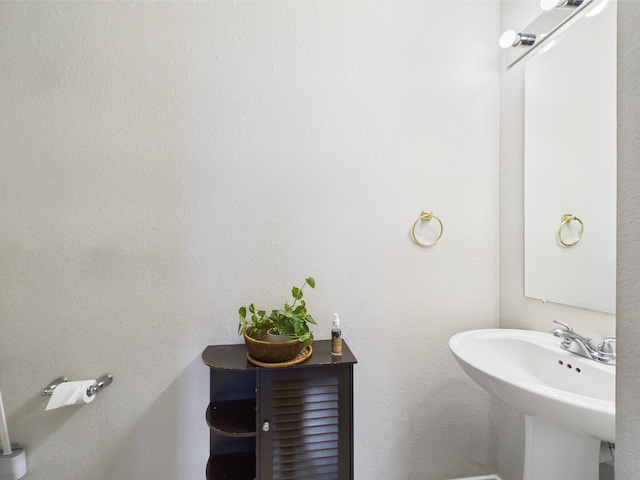 12671 Taymouth Manor Dr Unit 6, Humble, TX 77346 - bathroom with a sink