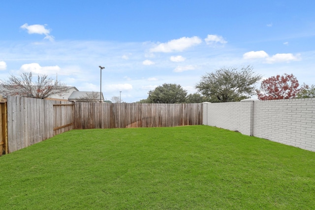 2906 Park Hill Ln, Stafford, TX 77477 - view of yard