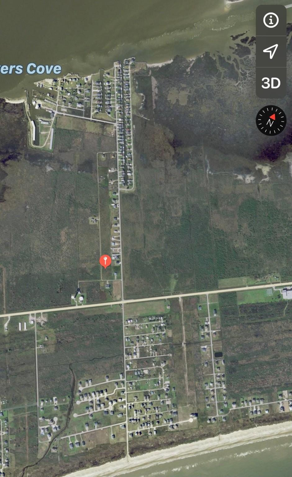 1116 E Bay Dr, Crystal Beach, TX 77650