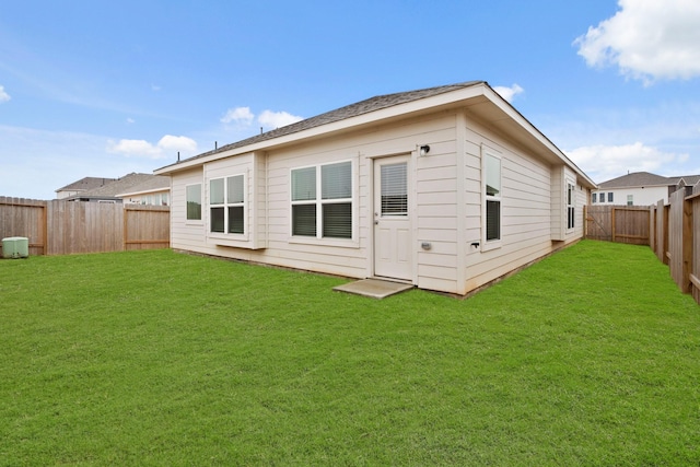 666 Cherry Tree Dr, La Marque, TX 77568 - view of back of property