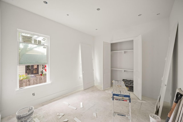 5223 Mimosa Dr, Bellaire, TX 77401 - unfurnished bedroom with a closet