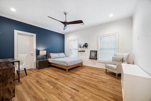 319 E 26th St, Houston, TX 77008 - bedroom featuring light wood-type flooring, crown molding, ceiling fan, baseboards, and recessed lighting