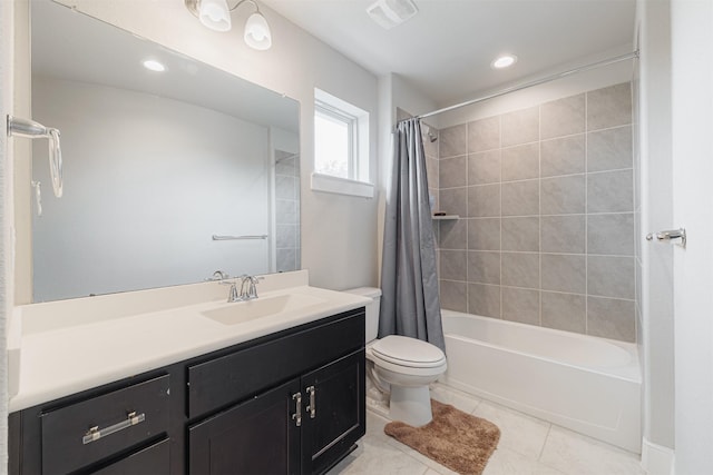 3514 Hampton Landing Ct, Katy, TX 77494 - full bath featuring tile patterned floors, shower / bath combo with shower curtain, toilet, vanity, and recessed lighting