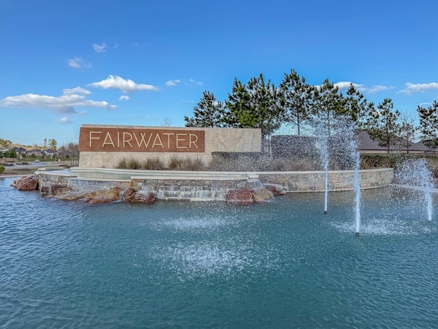 1526 Oakdale Crest Rd, Montgomery, TX 77316 - community / neighborhood sign with a water view