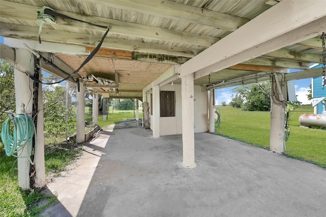 116 Linda St, Anahuac, TX 77514 - view of patio
