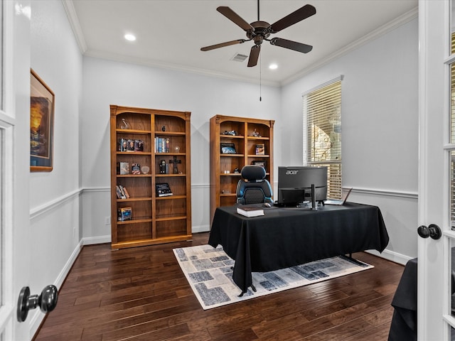 913 Ember Hills Ln, Friendswood, TX 77546 - office featuring ceiling fan, ornamental molding, hardwood / wood-style floors, recessed lighting, and baseboards