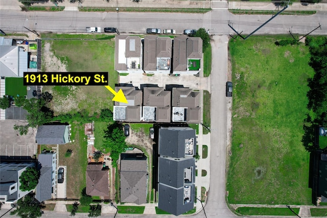 1913 Hickory St, Houston, TX 77007 - view of property location with nearby suburban area