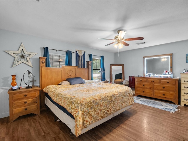 3628 Avenue E 1/2 Ave E 1/2, Santa Fe, TX 77510 - bedroom with wood finished floors and a ceiling fan